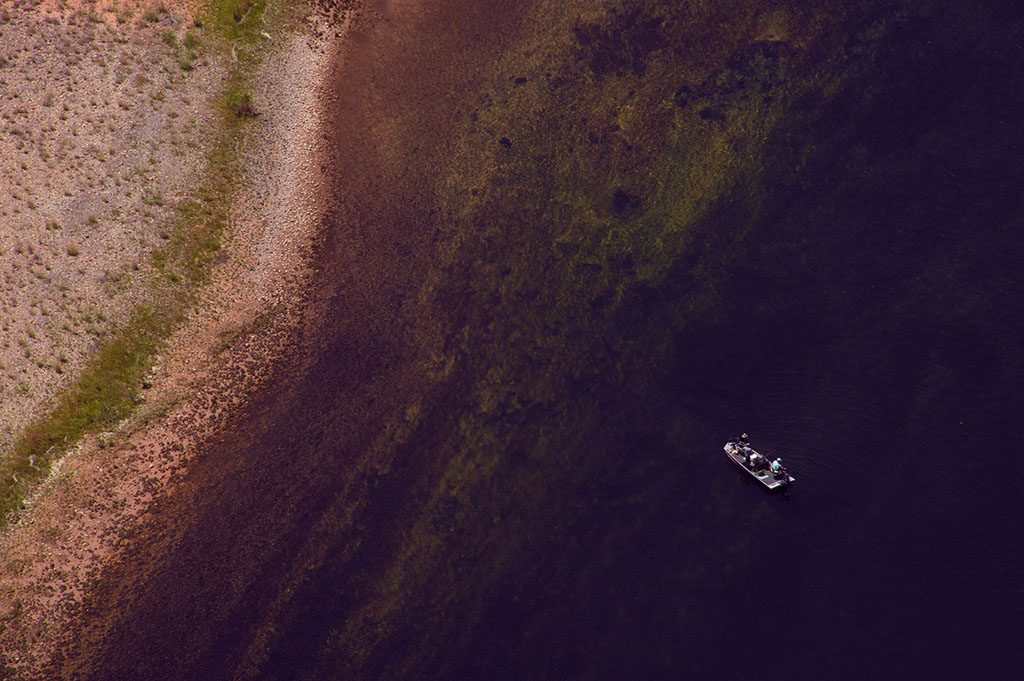 Boat reaching the shore.