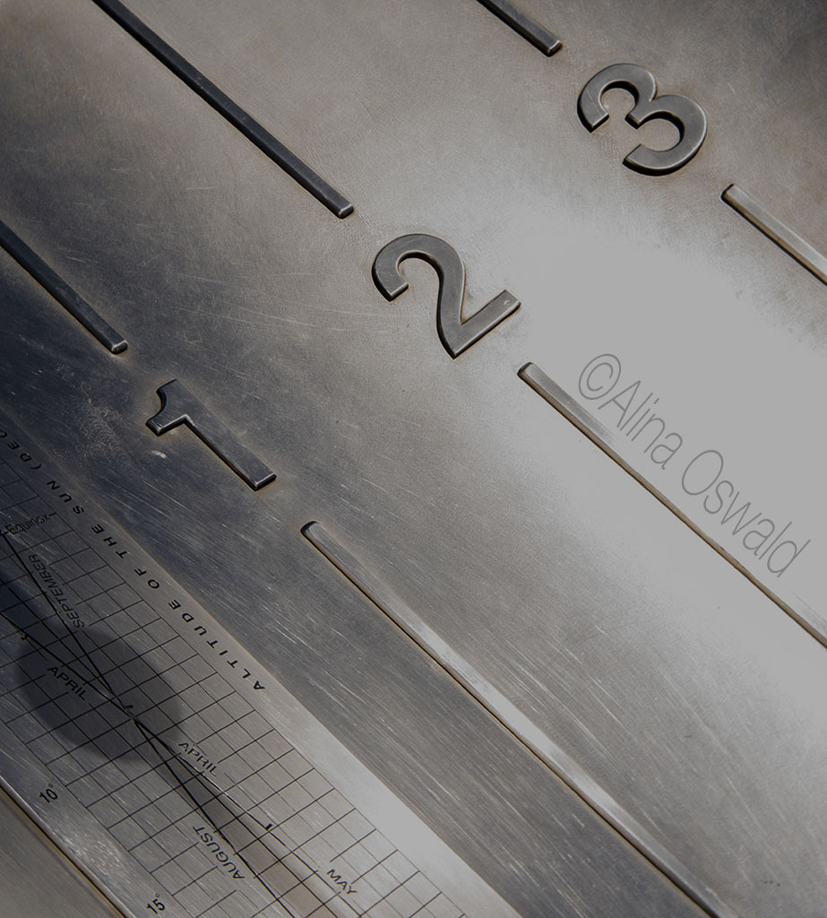 Telling time is easy like one, two, tree. Solar Clock Lensbaby Velvet Photography by Alina Oswald.