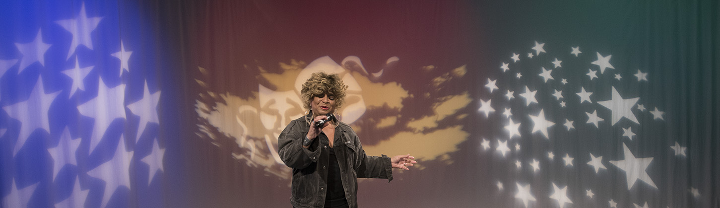 Ron B performing at the No Boundaries Up Close and Personal show, taped in studio at Manhattan Neighborhood Network in NYC. Photographed by Alina Oswald for A&U Magazine.