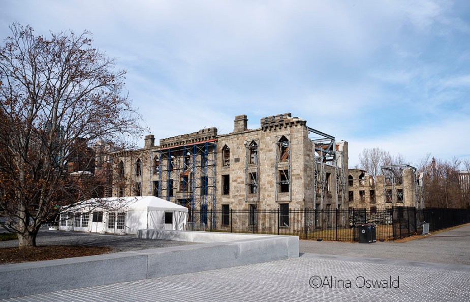 Ruins of Smallpox Hospital. Roosevelt Island, NYC. Photo by Alina Oswald.