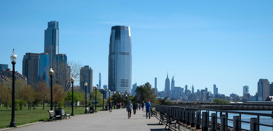 A Covid-19 May 1 in Liberty State Park. ©Alina Oswald.