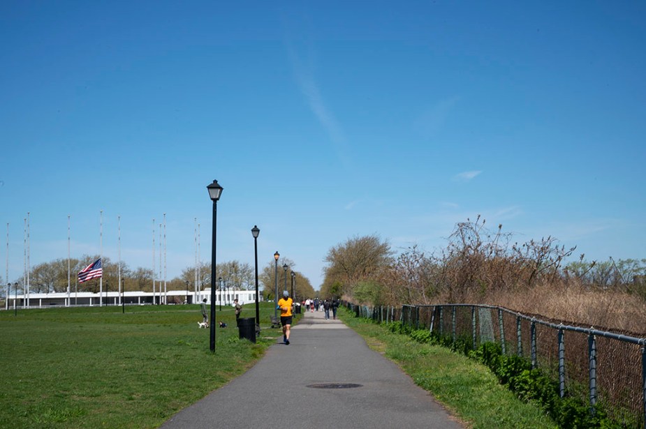 A Covid-19 May 1 in Liberty State Park. ©Alina Oswald.