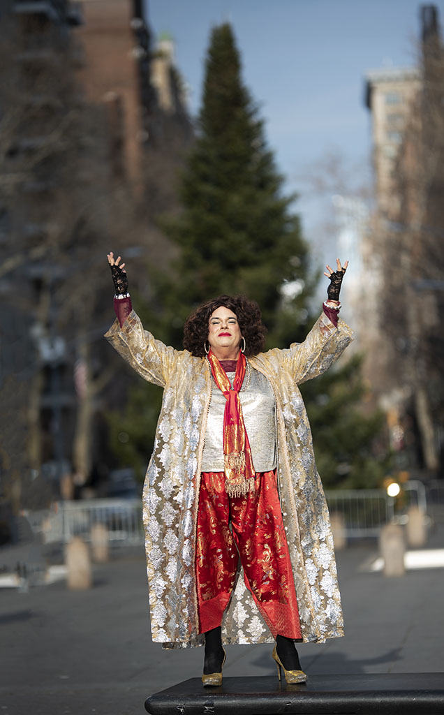 Award-winning performing artist and HIV/AIDS advocate, Rev. Yolanda, photographed and interviewed in NYC’s Washington Square Park, for A&U Magazine—America’s AIDS Magazine. ©Alina Oswald. All Rights Reserved.