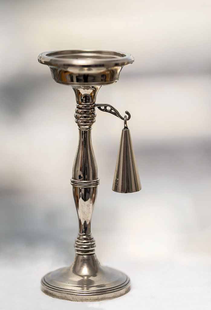 Product Photography: Silver Candle holder. ©Alina Oswald. All Rights Reserved.