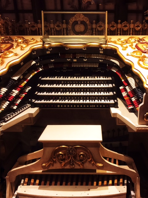 A few iPhone images from The Brooklyn Nutcracker 2021 performance at Kings Theater in Brooklyn, NY. Directed by Avram Finkelstein.