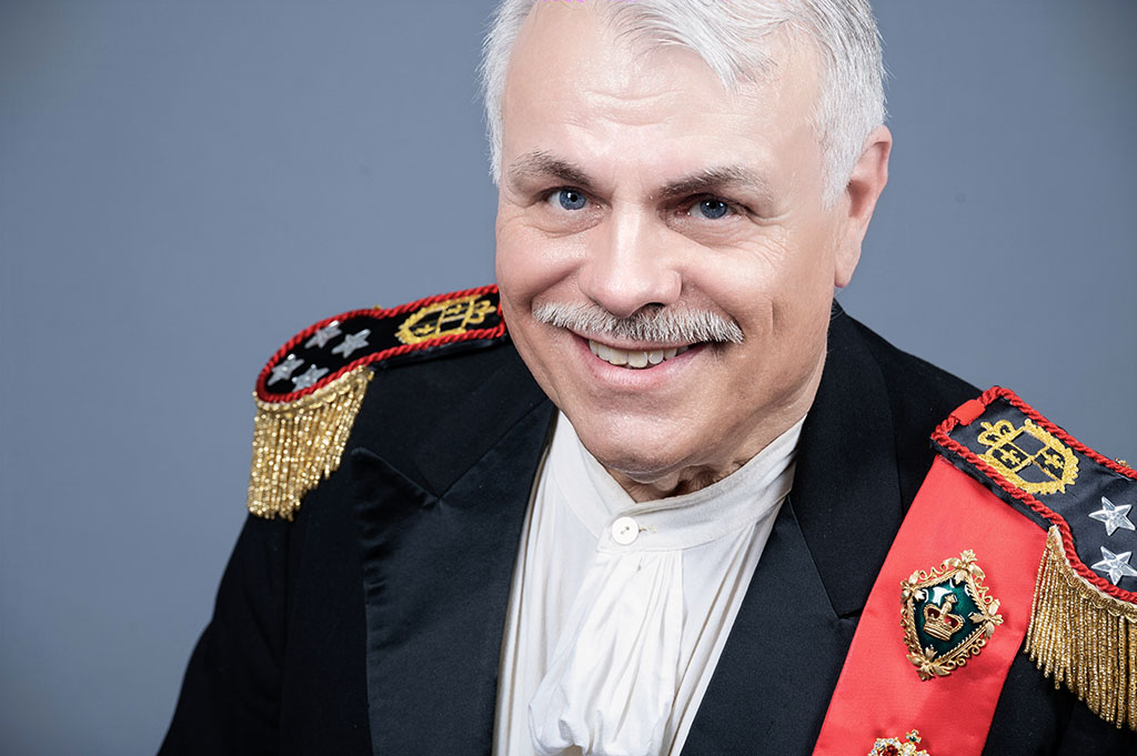 Award-winning filmmaker and activist Wolfgang Busch photographed and interviewed for the Pride 2022 issue of A&U Magazine. ©Alina Oswald.